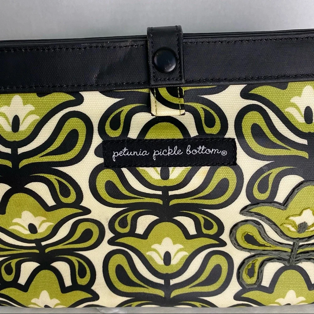 PETUNIA PICKLE BOTTOM Dancing in Dublin Diaper Bag Purse